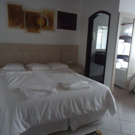 Hotel Pousada Da Neia Cananéia Екстериор снимка
